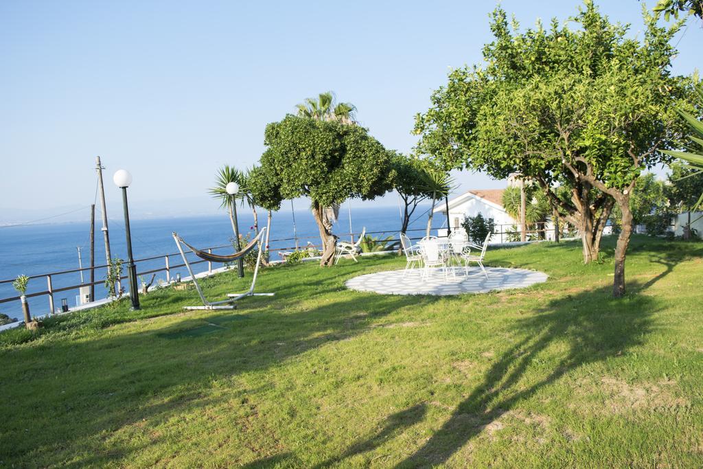Hotel Milton Mavrovouni  Bagian luar foto